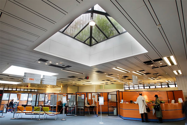 Les services de la mairie déménagent pendant la rénovation du hall Les services de la mairie déménagent pendant la rénovation du hall