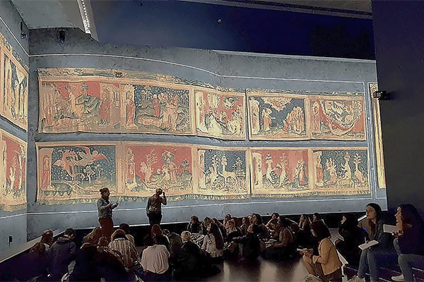 Vivre autrement l’Apocalypse grâce aux étudiants Vivre autrement l’Apocalypse grâce aux étudiants
