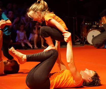 Séance cirque parent-enfant Séance cirque parent-enfant