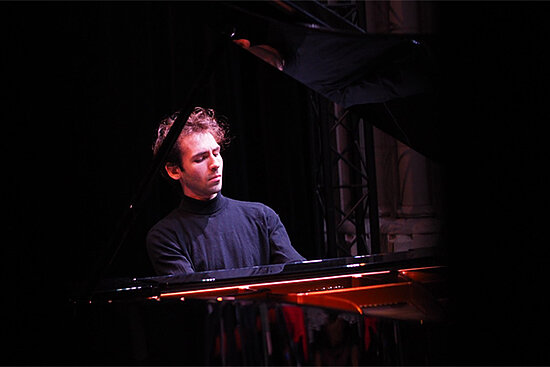 Photo du pianiste Alexandre Kantorow.