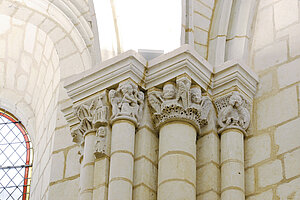 Ensemble de chapiteaux pile droite du choeur.