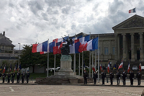 Monument aux morts, place Leclerc