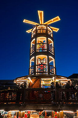 photo de la pyramide de noël