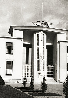 Porche central vers 1939 &copy; Coll. Mus&eacute;e de l&rsquo;Air.