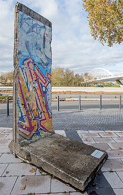 Photo du fragment du Mur de Berlin.