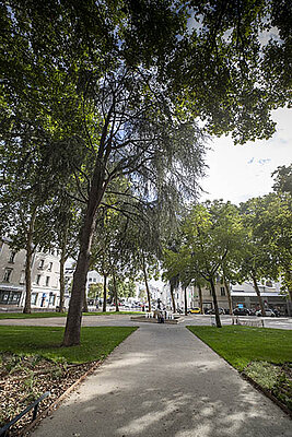 Photo de la place Ney réaménagée