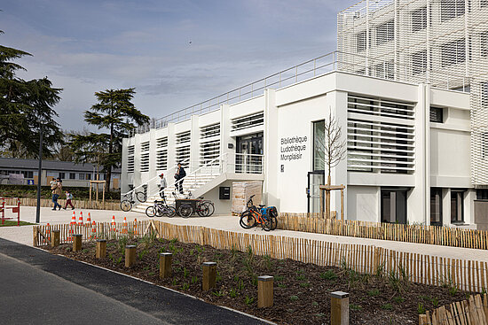 La bibliothèque-ludothèque de Monplaisir. © Ville d'Angers - Thierry Bonnet