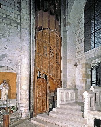 Ma&icirc;tre-autel : GIRAUD, F. LASA &copy; Inventaire g&eacute;n&eacute;ral - ADAGP, 1980.