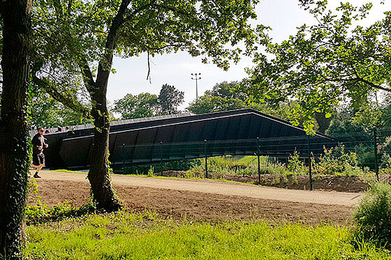 Inauguration de la passerelle H&eacute;bert-de-la-Rousseli&egrave;re dans le quartier de Monplaisir &agrave; Angers.