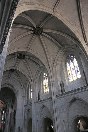 Vo&ucirc;tes et grandes baies de la nef (XVe si&egrave;cle). &copy; Ville d&rsquo;Angers - Clich&eacute; Marc Chevalier.