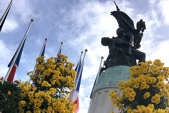 Monument aux morts, place Leclerc