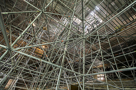 L’impressionnant échafaudage de l'auditorium. (Photo: Jean-Patrice Campion, Ville d'Angers)