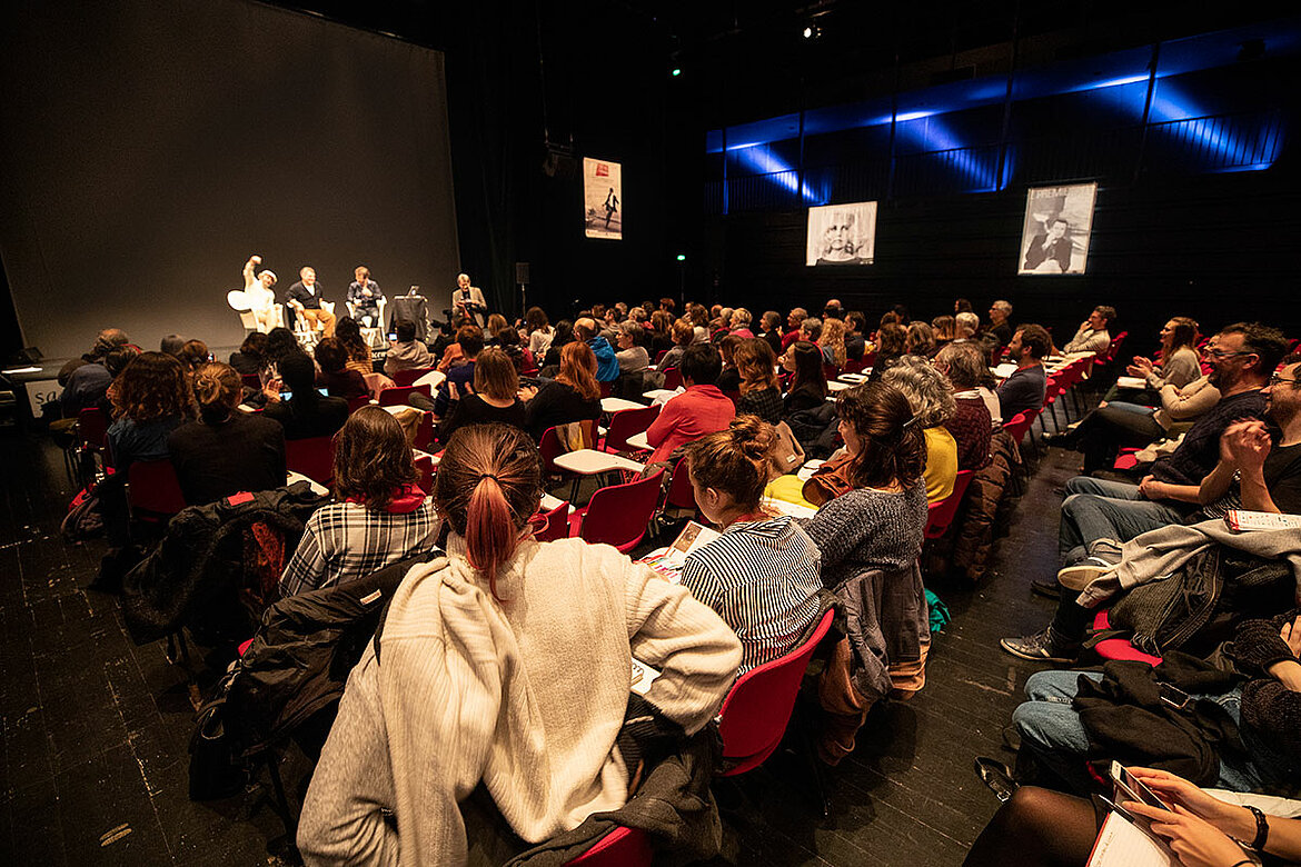 Leçon "musique et cinéma", dans la salle 400 du Quai.