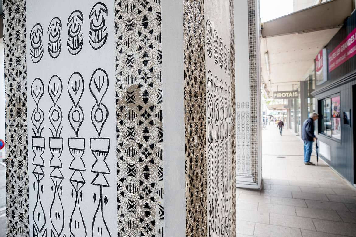 Colonnes rue st julien (Photo: Thierry Bonnet / Ville d&#039;Angers)