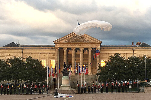 Commémoration place Leclerc