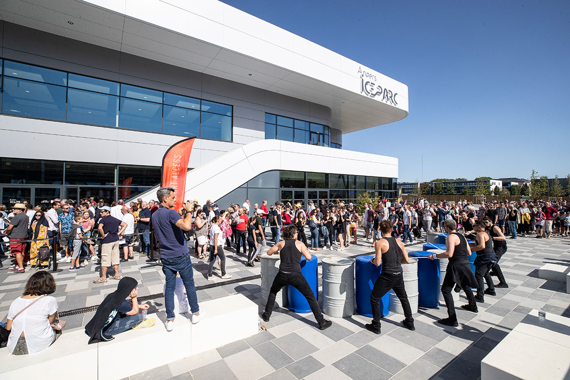 Pour ce match inaugural, dimanche 15 septembre 2019, le public était au rendez-vous à Angers Iceparc. 