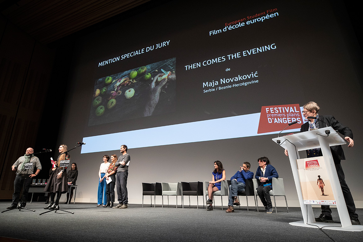 Mention spéciale du jury - Film d'école européen: "Then comes the evening", de Maja Novakovic. 