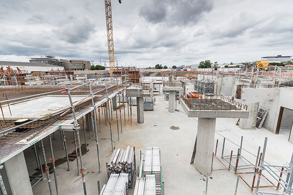 La nouvelle patinoire se construit à Saint-Serge