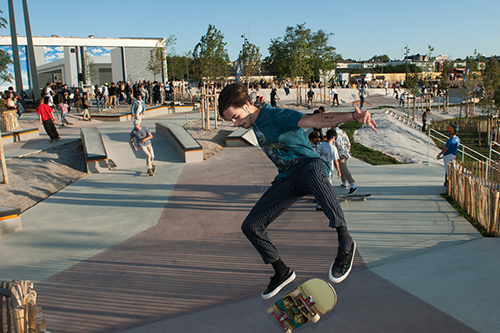 Le nouveau parc Saint-Serge accueille notamment un skateparc de 1200 m&sup2;.