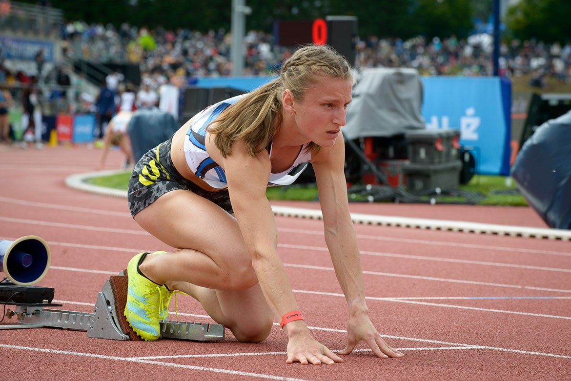 Photo d&#039;Amandine Brossier au d&eacute;part de la finale du 400m