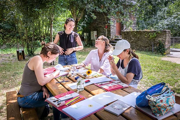photo d'un atelier dans le jardin bio