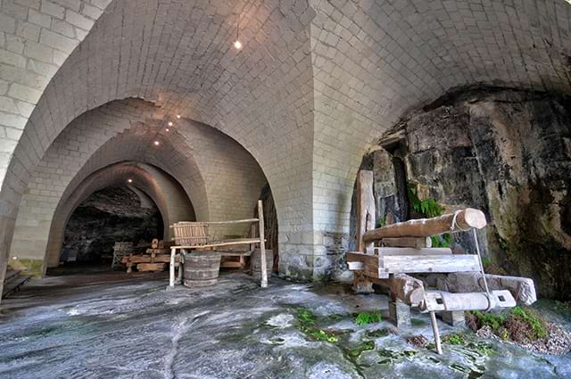 photo des caves de l'hôpital saint-jean