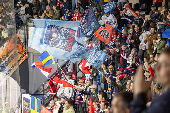 Le club de supporters des Raptors.