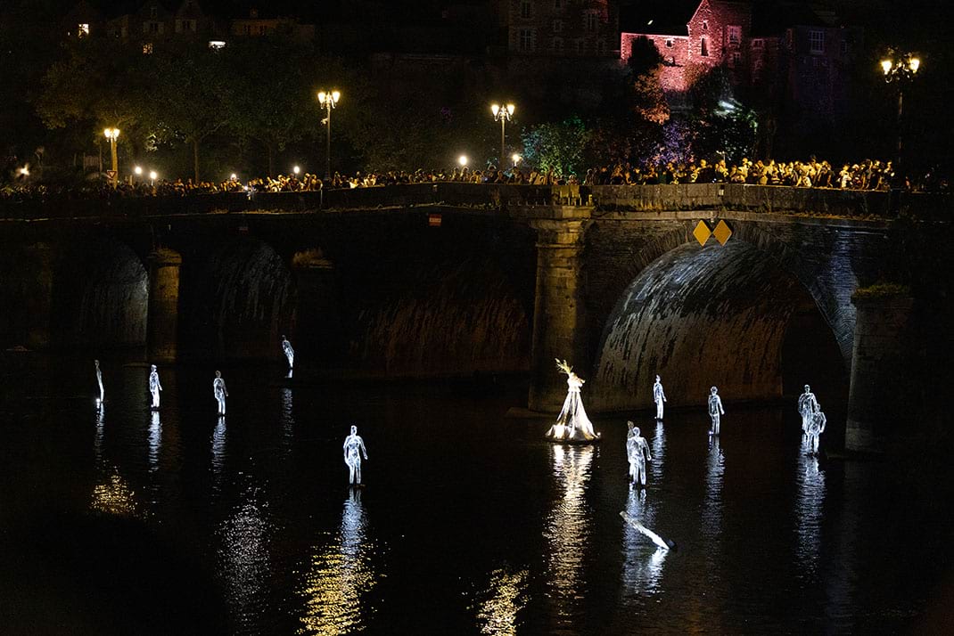 photo de statues de cristal sur la maine