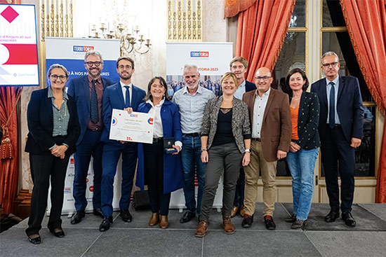 Photo de la remise du Territoria d'or à la Ville d'Angers.