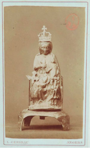 Statue de la Vierge &agrave; l&rsquo;enfant du Ronceray