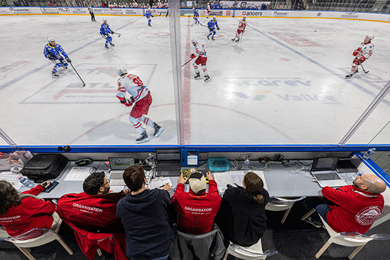 La table de marque à l'IceParc.