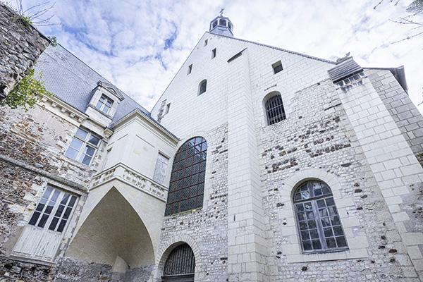 photo de la façade de l'église abbatiale