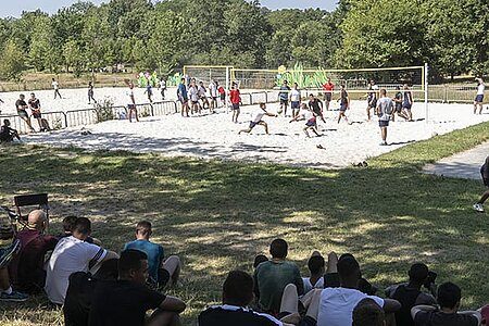Sandball / Beach-volley