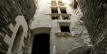 Quoi de neuf au château? Tout ce que l'archéologie nous révèle