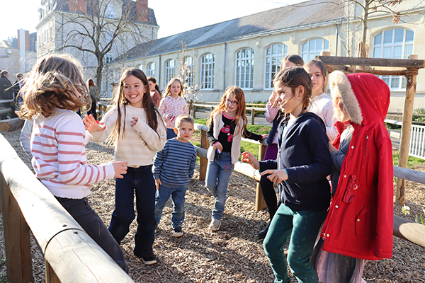 Condorcet, une cour qui coule de source
