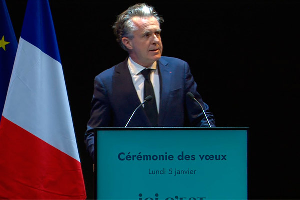 Le discours des v&oelig;ux de Christophe B&eacute;chu
