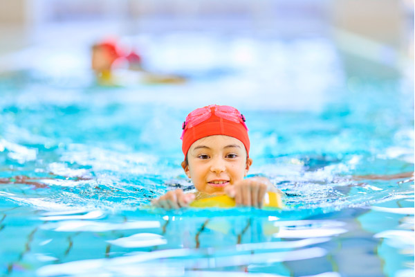Stages de natation pendant les vacances scolaires
